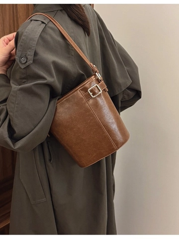 Women Vintage PU Leather Bucket Crossbody Bag With Adjustable Shoulder Strap Casual Solid Color Commuter Shoulder Bag For Daily Use