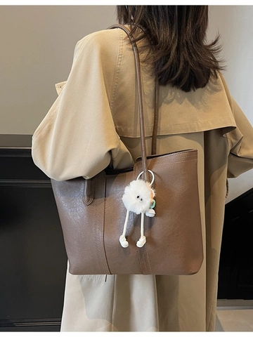 Bolso Tote Cuero PU Gran Capacidad Minimalista Con Colgante Bola Peluche Para Mujeres Casual Trabajo Escuela Hombro