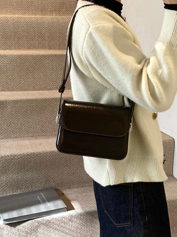 Borsa a Tracolla Quadrata in Pelle PU Retrò da Donna Semplice Borsa a Tracolla con Chiusura a Patta con Cinturino Regolabile