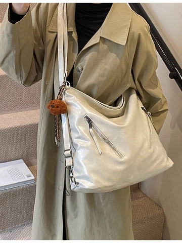 Vintage Large Capacity PU Leather Tote Backpack For Women Multi-functional Distressed Shoulder Bag With Plush Bear Pendant
