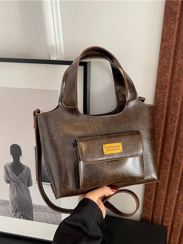 Women Retro PU Leather Handbag Crossbody Bucket Bag With Front Flap Pocket Metal Plate Adjustable Strap Fashion Tote