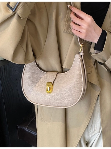 Borsa a Tracolla Mezza Luna in Pelle PU Granulata Vintage Per Donna Chiusura Oro Grande Capacità Borsa da Sottobraccio Hobo