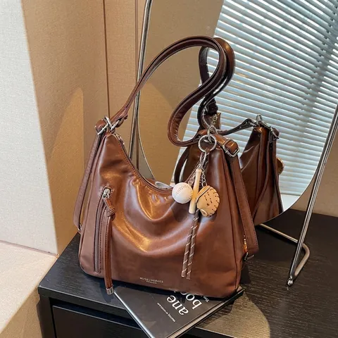 Women Retro Large Capacity Hobo Bag PU Leather Tote Shoulder Bag Multi Functional Backpack With Baseball Pendant