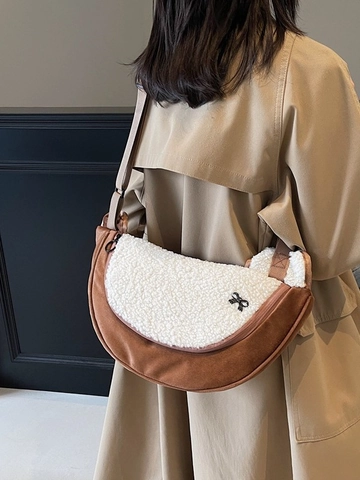 Bolso Bandolera Casual de Mujer de Lana de Cordero con Costura de Media Luna de Peluche de Color en Contraste con Lazo
