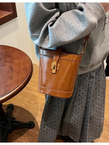 Bolso Bombonera de Cuero PU Vintage para Mujer Color Sólido Bolso de Bandoulière Con Cierre de Metal Para Diario Oficina