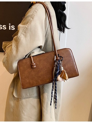 Bolso Sobaco de Cuero PU Retro para Mujer Bolso de Hombro de Moda Con Colgante de Béisbol Bufanda Bolso Boston Vintage Bolso Casual Diario