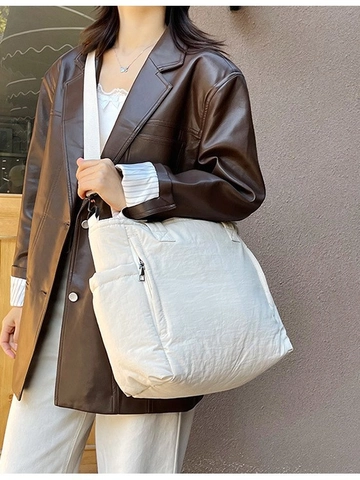 Damen Große Kapazität Nylon Gesteppte Tote Bag Leichte Bauschige Schultertasche Umhängetasche Verstellbarer Träger Alltag