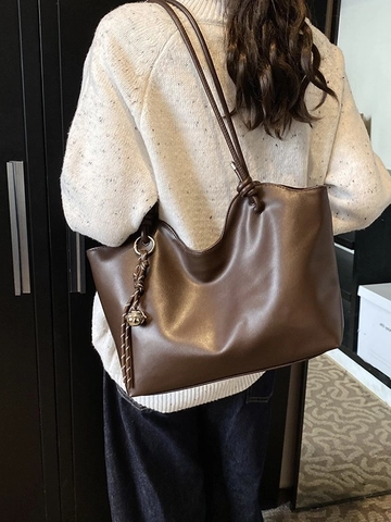 Borsa Tote in Pelle PU di Grande Capacità Minimalista per Donna Borsa a Tracolla con Bordo Ondulato e Ciondolo Intrecciato