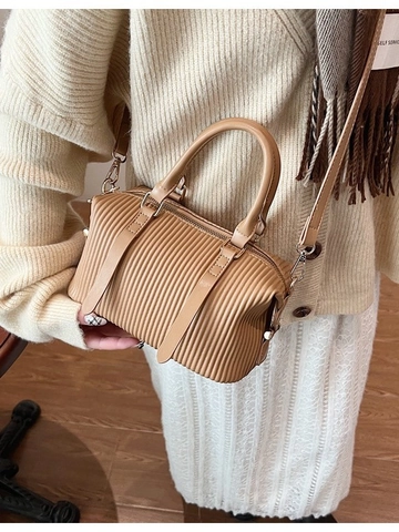 Damen Plissierte PU Leder Boston Umhängetasche Einfarbige Mode Handtasche Mit Abnehmbarem Schultergurt Für Den Alltag