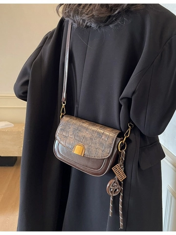 Vintage PU Leather Crocodile Pattern Saddle Bag For Women Trendy Niche Small Square Crossbody Bag With Decorative Charm