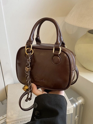 Bolso Boston Mini de Cuero PU Vintage para Mujer Bolso Bandolera Cuadrado Pequeño Con Colgante de Campana Elegante
