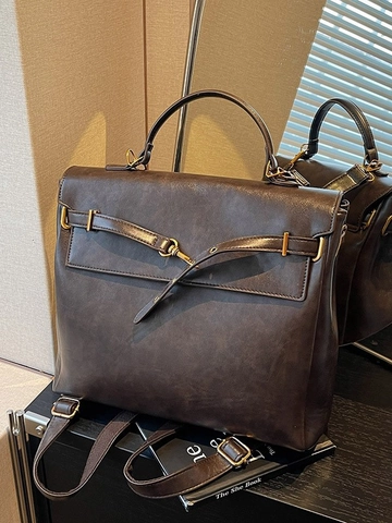 Mochila de Cuero PU Vintage para Mujer Moda de Gran Capacidad Bolsa de Escuela Bolso Retro con Solapa y Herrajes Dorados Café