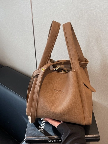 Women Elegant PU Leather Pebbled Bucket Bag Minimalist Solid Color Crossbody Shoulder Tote Handbag With Magnetic Snap For Daily Commuting