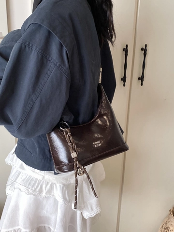 Women Vintage Glossy PU Leather Hobo Bag Dumpling Shoulder Bag With Braided Rope Bell Charm Fashion Daily Handbag