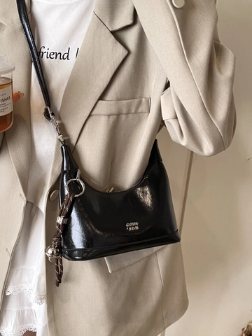 Women Vintage Glossy PU Leather Hobo Bag Dumpling Shoulder Bag With Braided Rope Bell Charm Fashion Daily Handbag