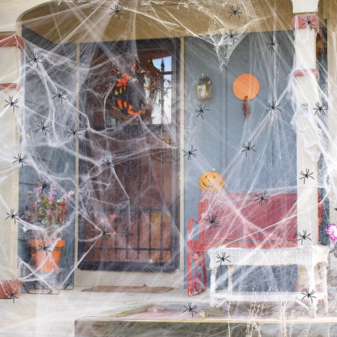 Halloween Spooky White Stretchy Spider Web With Black Plastic Spiders For Haunted House Party Yard Outdoor Decoration