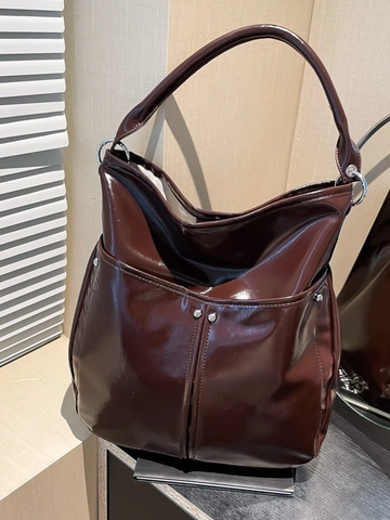 Bolso de Hombro de Cuero PU Gran Capacidad Mujer Color Sólido Plisado Tote Hobo Bolso Remaches Plata Hebilla Magnética