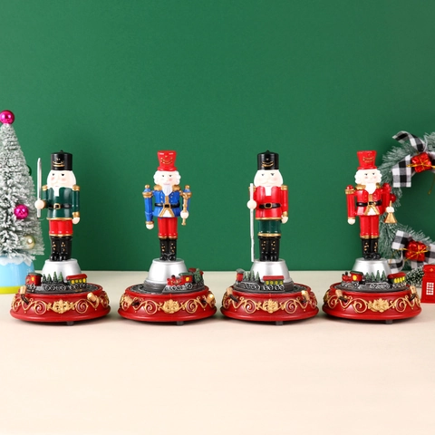 Cascanueces de Navidad Adorno Musical Con Tren Giratorio LED Brillante Resina Decoración del Hogar Regalo de Mesa