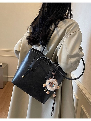 Bolso Tote de Cuero PU Vintage para Mujer Gran Capacidad Bolso de Hombro Con Colgante de Peluche Bolso de Mano de Oficina Color Sólido