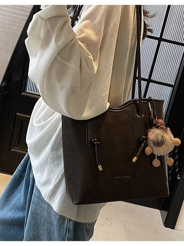 Bolso Tote de Cuero PU Vintage para Mujer Gran Capacidad Bolso de Hombro Con Colgante de Peluche Bolso de Mano de Oficina Color Sólido