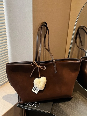 Women Large Capacity Suede Tote Bag Vintage Minimalist Underarm Shoulder Bag With Heart Plush Pendant Casual Shopping Bag