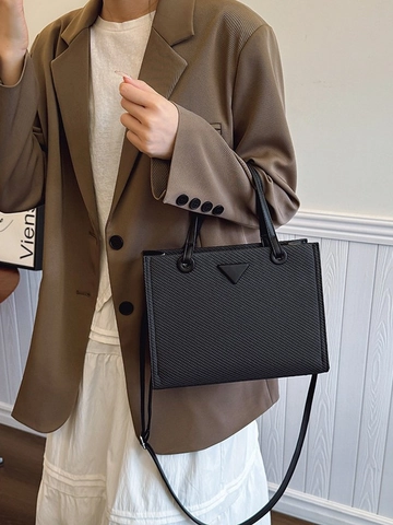 Elegant Women Woven Texture Tote Bag Triangle Decor Fashion Handbag Small Crossbody Bag Urban Style Commute Shoulder Purse