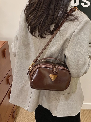 Bolso Bandolera de Almohada en PU Brillante Vintage para Mujer con Logo de Triángulo de Metal Doble Cremallera para Diario