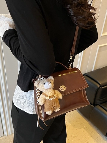 Women Vintage Fashion PU Leather Small Square Crossbody Bag With Bear Keychain Mini Shoulder Bag Casual Handbag For Daily Travel