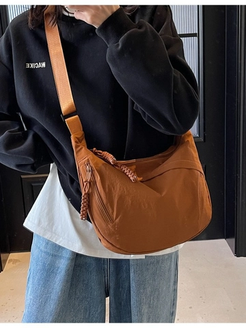 Women Large Capacity Nylon Half Moon Crossbody Bag Minimalist Japanese Style Hobo Bag With Braided Zipper Pull For Student