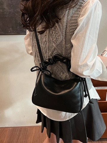 Borsa a Tracolla in Pelle PU Casual da Donna Forma a Raviolo Manico Plicchettato Borsa a Spalla Nuvola Con Tracolla Regolabile