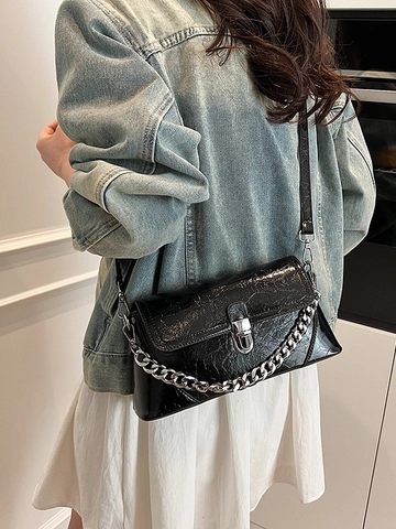 Women Glossy Crinkled PU Leather Crossbody Bag Minimalist Small Square Shoulder Bag With Silver Chain And Metal Lock