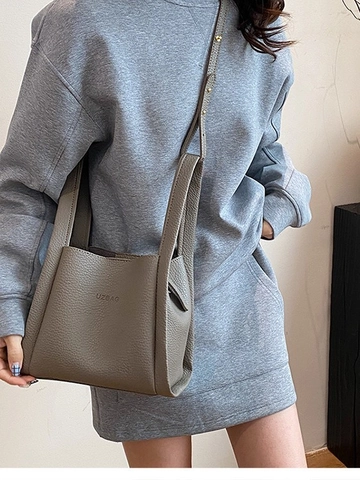 Bolso Bombonera de Cuero PU con Patrón de Lichi para Mujer Bolso de Hombro Cruzado Minimalista con Correa Ajustable Color Sólido