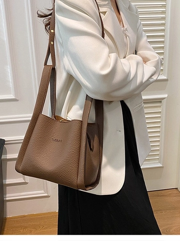 Bolso Bombonera de Cuero PU con Patrón de Lichi para Mujer Bolso de Hombro Cruzado Minimalista con Correa Ajustable Color Sólido