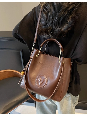 Women Fashion PU Leather Bucket Bag Minimalist Crossbody Handbag With Metal Handle Pleated Stitching Small Commute Shoulder Bag