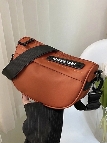 Borsa a Tracolla da Donna in Nylon Casual a Sella Con Tracolla Larga Regolabile Etichetta a Lettera Borsa a Spalla a Mezzaluna Quotidiana