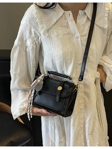 Fashion PU Leather Crossbody Bag Women Vintage Top Handle Handbag With Scarf Pendant Gold Buckle Small Square Satchel Bag