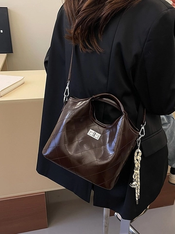 Bolso de Mano Vintage Acolchado de Rombos de Cuero PU para Mujer Con Cierre de Giro Plateado y Colgante Elegante Bandolera