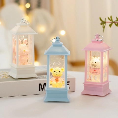Luce Notturna Creativa LED a Iniezione d'Acqua con Palla di Neve Lanterna con Animali Cartoni Animati e Brillantini per San Valentino