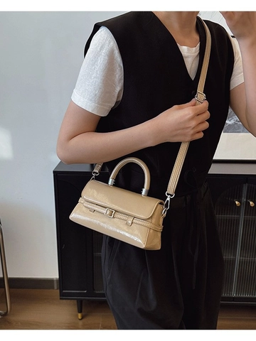 Women Fashion PU Leather Crossbody Bag Small Square Handbag With Top Handle And Silver Buckle Adjustable Strap For Daily Use