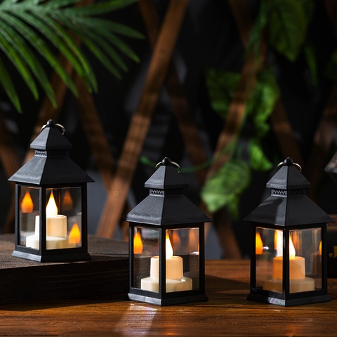 Lanterna LED Retrò di Halloween Lampada a Candela Senza Fiamma Alimentata a Batteria Luce Calda Lanterna Sospesa Decorazione