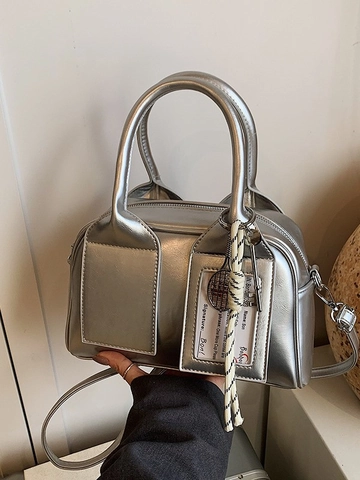 Borsa a Mano Boston da Donna in Pelle PU Borsa a Tracolla a Cuscino Con Slot per Carte Trasparente e Ciondolo a Racchetta da Tennis Borsa Versatile