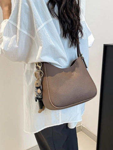 Borsa a Tracolla da Donna in Pelle PU a Grana con Ciondolo a Coniglio Borsa a Secchiello Minimalista Sottobraccio Uso Quotidiano