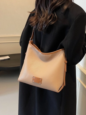 Bolso Cubo de Hombro para Mujer de Cuero PU con Grano de Guijarro Minimalista Gran Capacidad Contraste de Color Remaches Bandolera