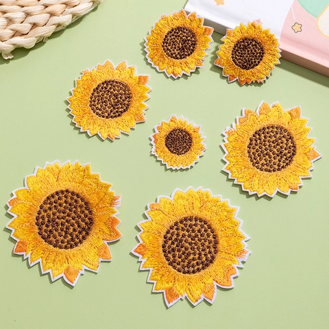 Sunflower Embroidered Patches Yellow Flower Iron On Patches For Clothing Bag Hat DIY Decoration Embroidery Applique Repair