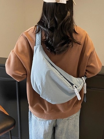 Women Casual Nylon Crescent Crossbody Bag Minimalist Pleated Dumpling Shoulder Bag With Braided Zipper Puller Lightweight Chest Bag Daily Travel