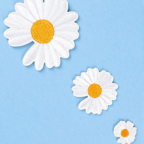 Gänseblümchen Stickerei Aufnäher Selbstklebend Blumenapplikation Für DIY Kleidung Taschen Jacken Dekoration Reparatur Aufkleber