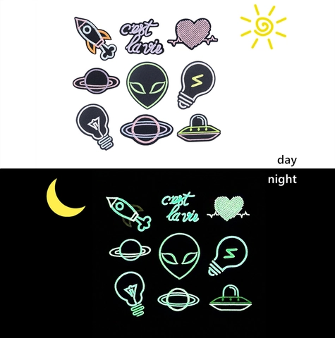Glow In The Dark Weltraum Stickerei Aufnäher Leuchtende Alien Rakete UFO Planet Stoffaufkleber DIY Applikation Für Kleidung Rucksack