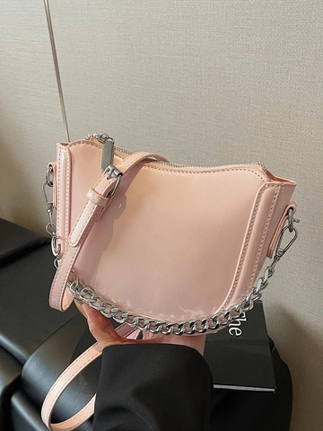 Damen Mode PU Leder Satteltasche Mit Silberner Kette Mond Anhänger Verstellbarer Schultergurt Reißverschluss Umhängetasche