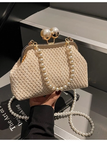 Women Hand-Woven Straw Bag Summer Beach Vacation Crossbody Bag Large Artificial Pearl Clasp Shell Shape Decorative Artificial Pearl Strap Fashion Handbag