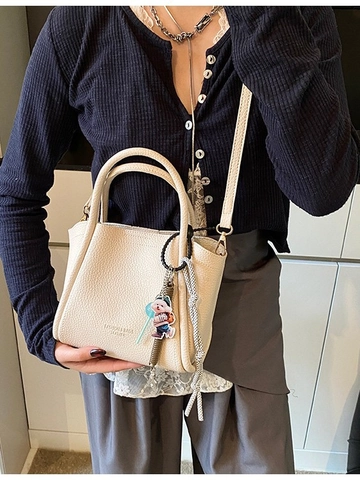 Women Elegant Pebbled PU Leather Bucket Bag Minimalist Shoulder Crossbody Handbag With Removable Charm Casual Fashion Bag
